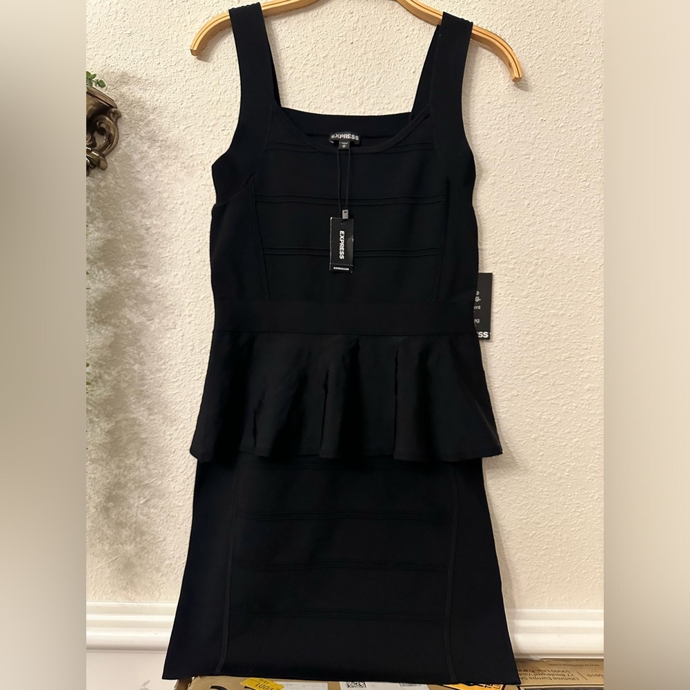 NWT EXPRESS Dress 🖤